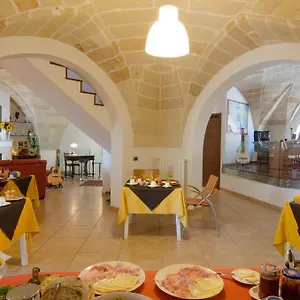 L'antica Rimessa , Lecce Italië