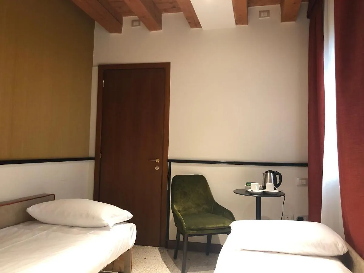 Palazzina Fortuny Venedik Oda ve Kahvaltı