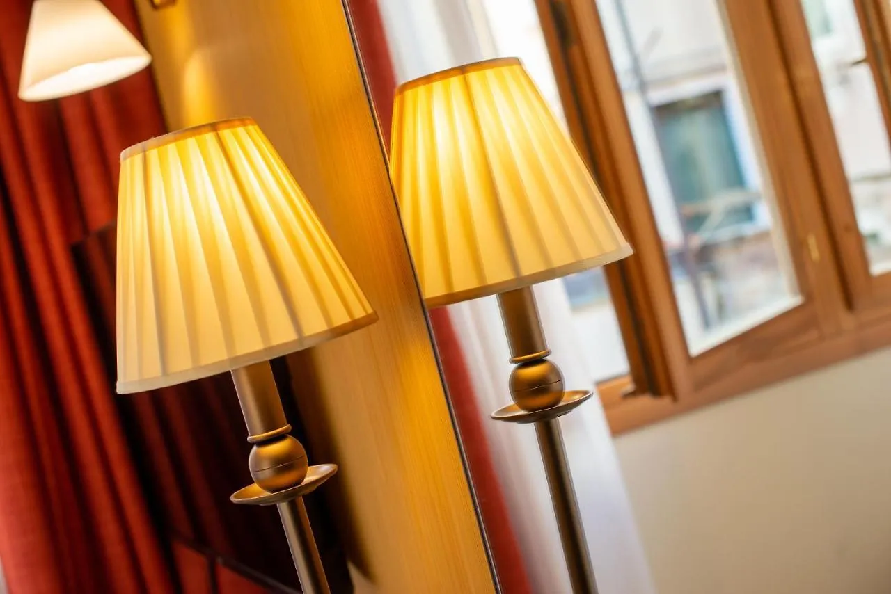 Palazzina Fortuny Venezia Bed & Breakfast